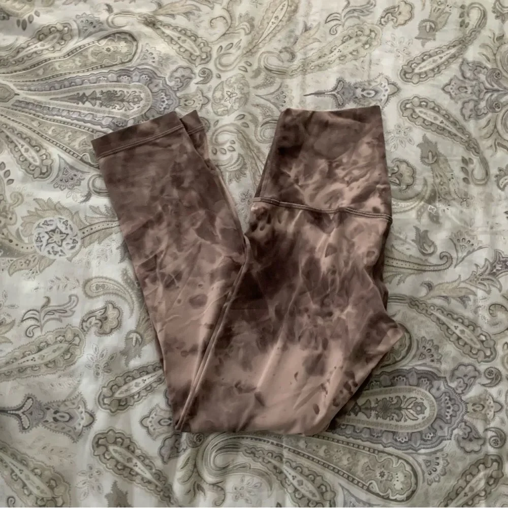 Lululemon diamond dye align 23” leggings size 4